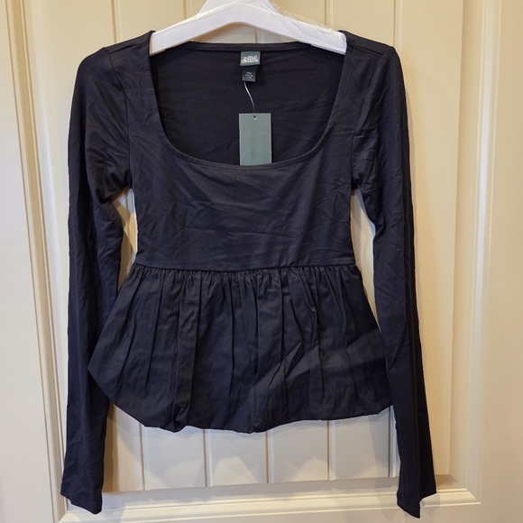 ‼️3/$30‼️ Black Peplum/ Bubble Hem Long Sleeve Top Womens XXS New Dressy Casual - Picture 2 of 6